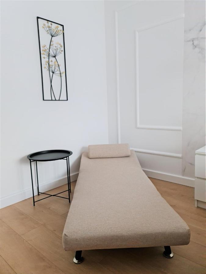 Sara Apartment Nagyvárad Kültér fotó